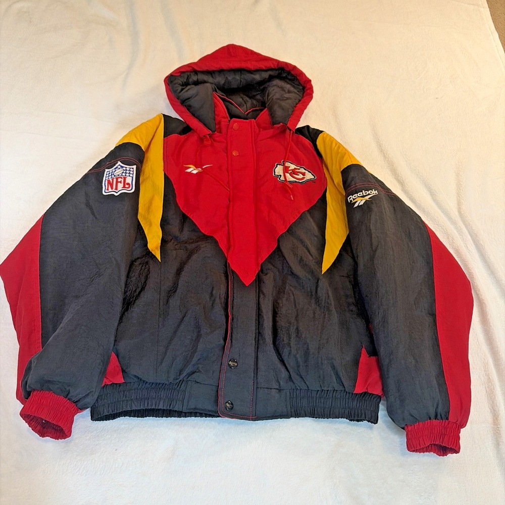 Vintage 90s NFL Pro Line Kansas City Chiefs Reebok Puffer Full Zip Jacket Medium
